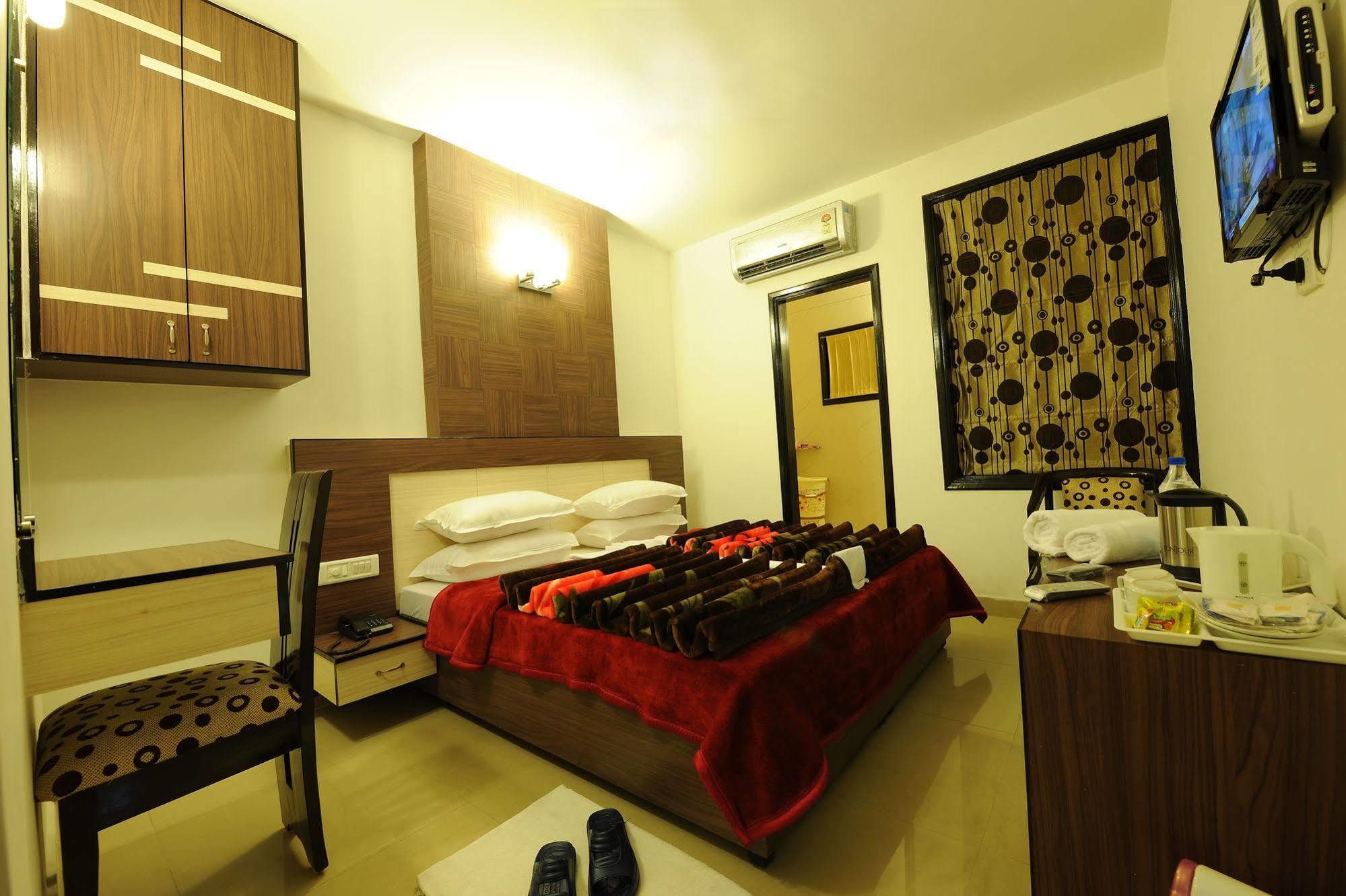 Hotel Hkj Residency Amritsar Eksteriør billede